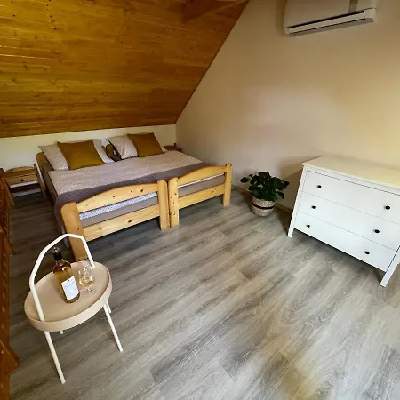 Kır Evi Vinny Sklep U Mna